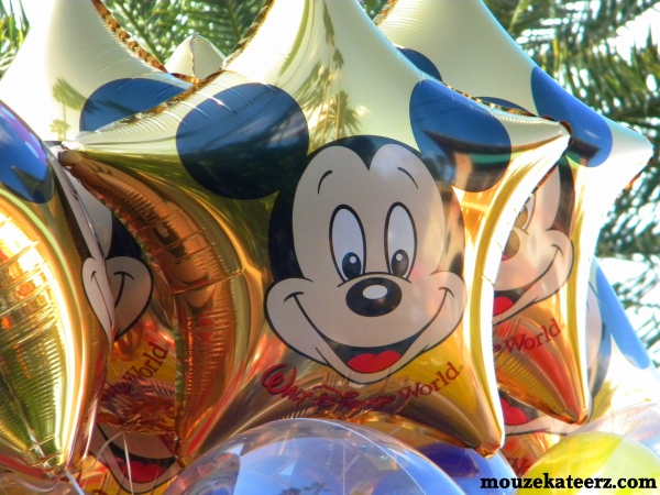 Mickey balloon, Hollywood Studios photos, disney theme park photography, disney world photography